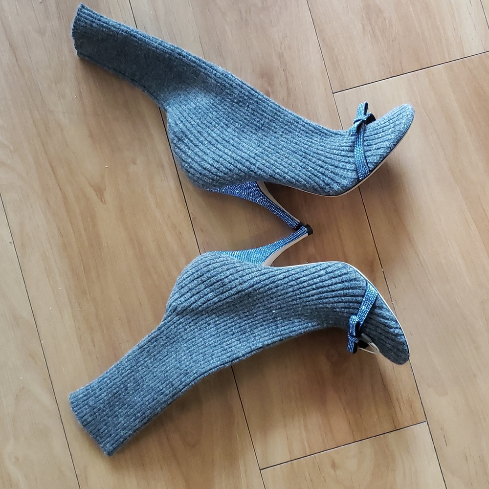 Marco de Vincenzo glitter grey ankle boot. Size 36 or 6